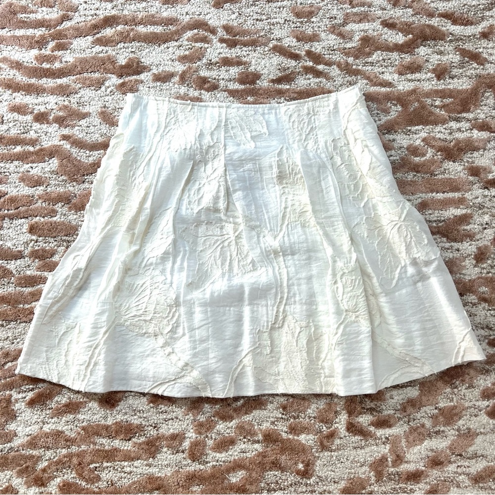 Vince White Textured Floral Skirt Size L